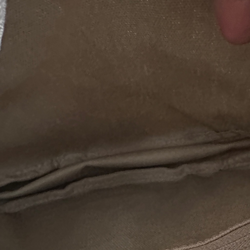 Chic Cream Crossbody Bag nwot - Picture 4 of 6